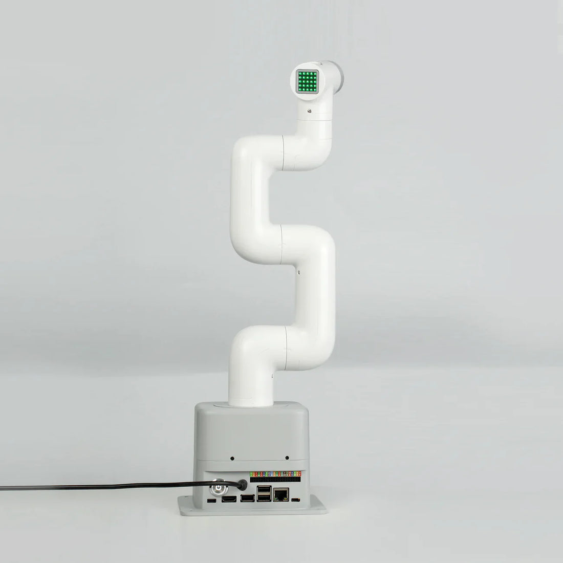 Megérkeztek az INFUZE eduCobot robotkarok!