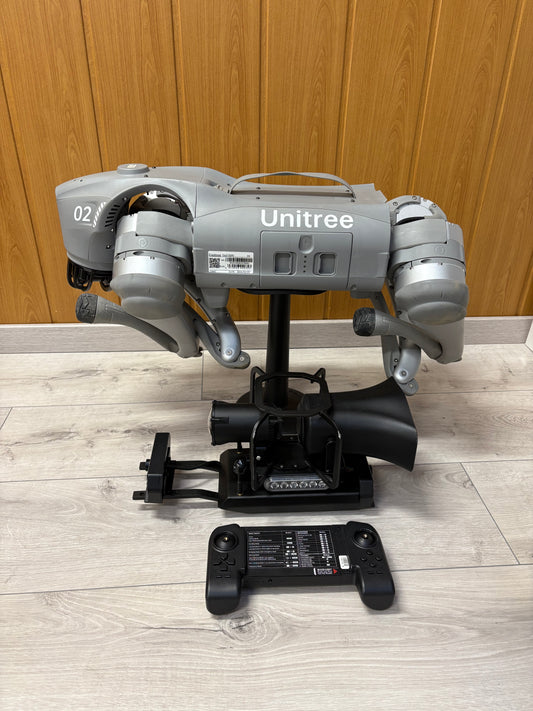 Használt (9/10) - Unitree Go2 ENT Plus - Négylábú robotplatform